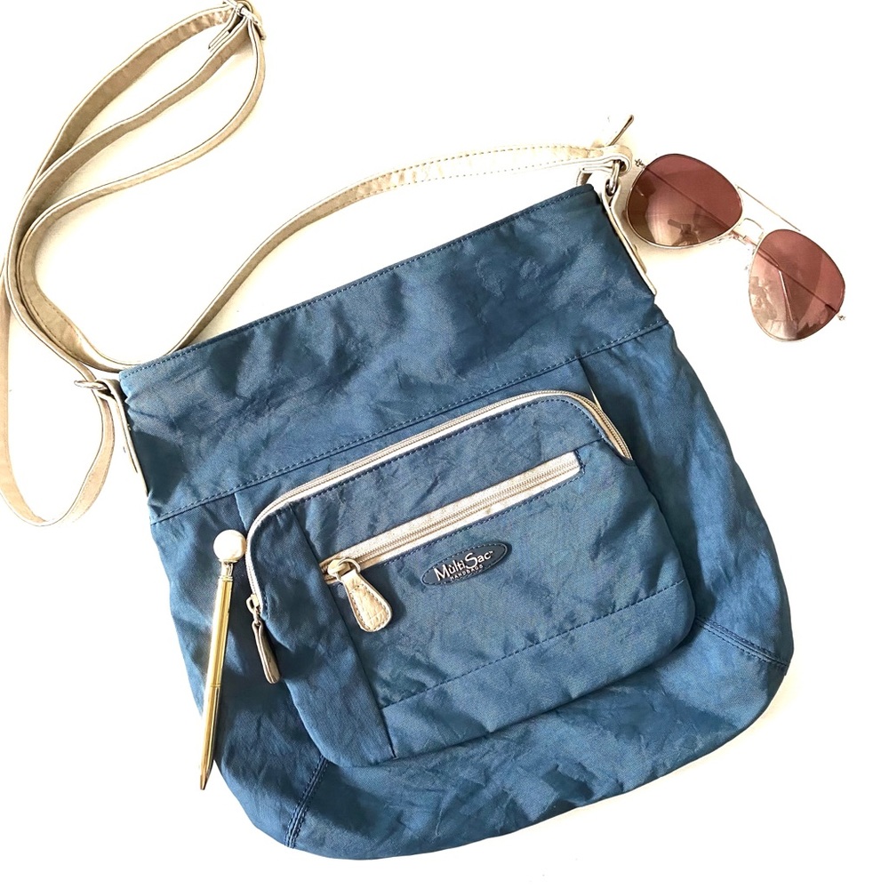This MultiSac Mansfield Crossbody Blue Messenger Bag